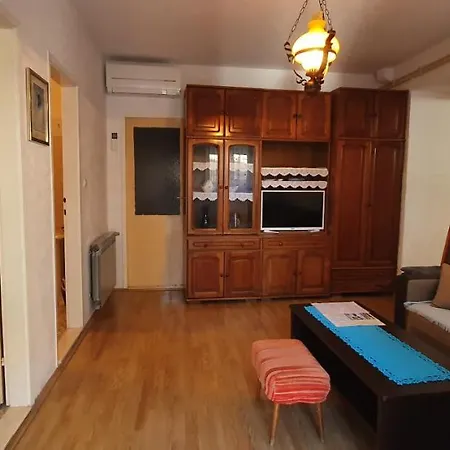 Apartment Juric - 4 An For 3 In The Center *